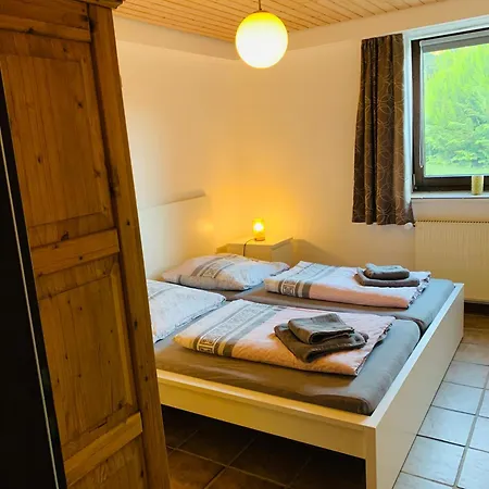 Losenberg Apartment *